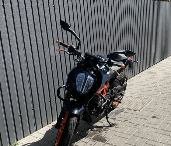 КТМ 390 Duke, объемом двигателя 0.39 л и пробегом 0 тыс. км за 4500 $, фото 1 на Automoto.ua