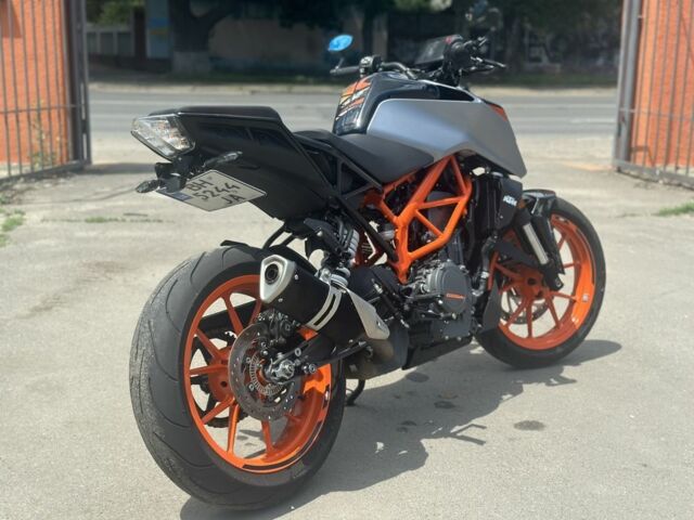 КТМ 390 Duke, объемом двигателя 0.39 л и пробегом 0 тыс. км за 4599 $, фото 4 на Automoto.ua