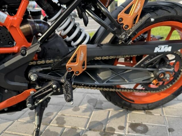 КТМ 390 Duke, объемом двигателя 0.37 л и пробегом 0 тыс. км за 5300 $, фото 5 на Automoto.ua
