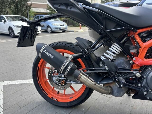 КТМ 390 Duke, объемом двигателя 0.37 л и пробегом 0 тыс. км за 4950 $, фото 6 на Automoto.ua