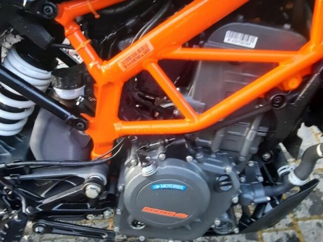 КТМ 390 Duke, объемом двигателя 0.39 л и пробегом 0 тыс. км за 4800 $, фото 10 на Automoto.ua