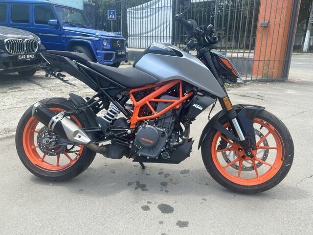 КТМ 390 Duke, объемом двигателя 0.39 л и пробегом 0 тыс. км за 4599 $, фото 2 на Automoto.ua