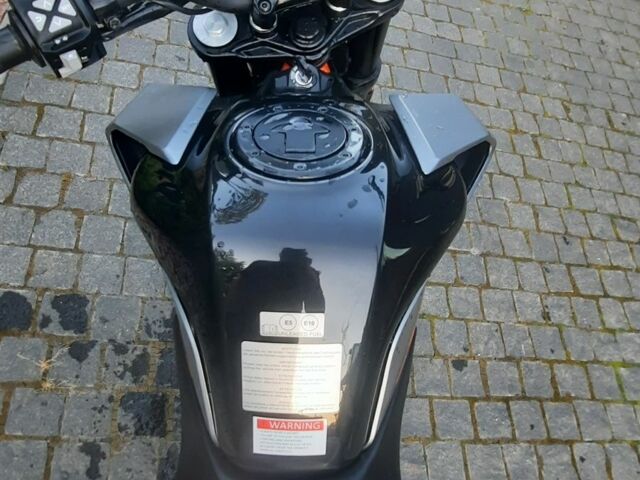 КТМ 390 Duke, объемом двигателя 0.39 л и пробегом 0 тыс. км за 4800 $, фото 6 на Automoto.ua