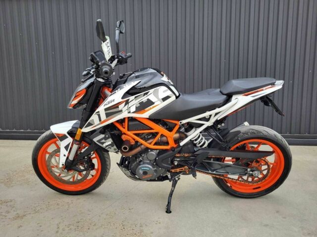 КТМ 390 Duke, объемом двигателя 0.39 л и пробегом 0 тыс. км за 4800 $, фото 1 на Automoto.ua