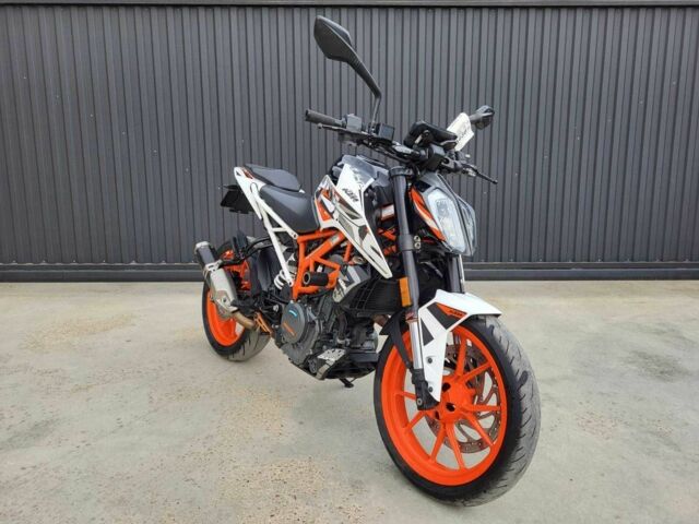 КТМ 390 Duke, объемом двигателя 0.39 л и пробегом 0 тыс. км за 4800 $, фото 3 на Automoto.ua