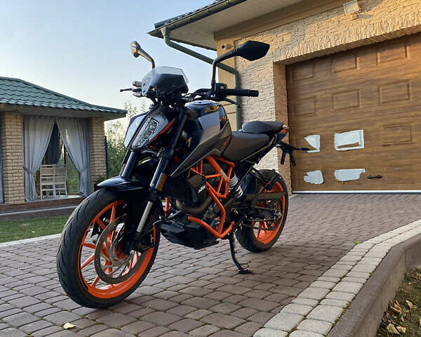 Сірий КТМ 390 Duke, об'ємом двигуна 0.37 л та пробігом 12 тис. км за 5000 $, фото 7 на Automoto.ua