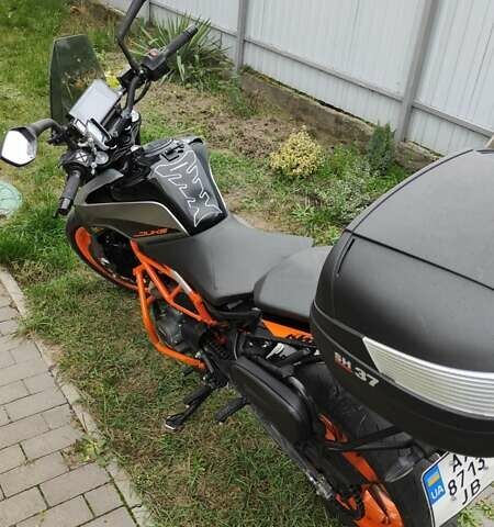 Сірий КТМ 390 Duke, об'ємом двигуна 0.39 л та пробігом 24 тис. км за 4950 $, фото 9 на Automoto.ua
