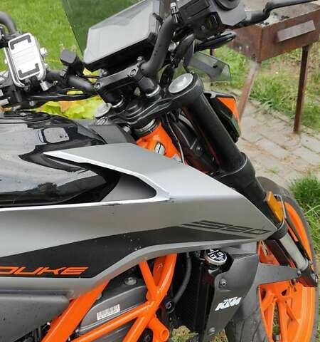 Сірий КТМ 390 Duke, об'ємом двигуна 0.39 л та пробігом 24 тис. км за 4950 $, фото 4 на Automoto.ua