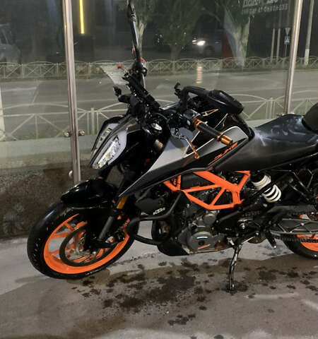 Сірий КТМ 390 Duke, об'ємом двигуна 0.39 л та пробігом 12 тис. км за 4500 $, фото 4 на Automoto.ua