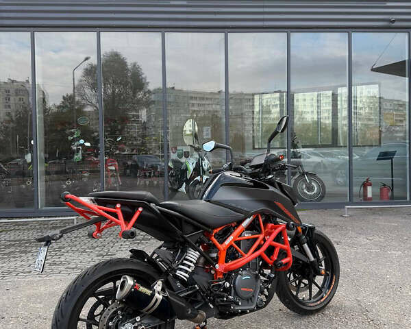 Сірий КТМ 390 Duke, об'ємом двигуна 0.37 л та пробігом 6 тис. км за 5500 $, фото 3 на Automoto.ua