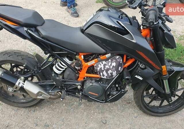 Сірий КТМ 390 Duke, об'ємом двигуна 0.39 л та пробігом 7 тис. км за 4600 $, фото 6 на Automoto.ua