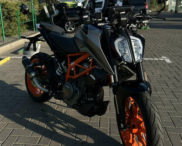 Сірий КТМ 390 Duke, об'ємом двигуна 0.37 л та пробігом 4 тис. км за 4900 $, фото 5 на Automoto.ua