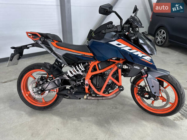 КТМ 390 Duke 2024 в Виноградове на Automoto.ua Синий КТМ 390 Duke, объемом двигателя 0.4 л и пробегом 8 тыс. км за 7600 $, фото 3 на Automoto.ua