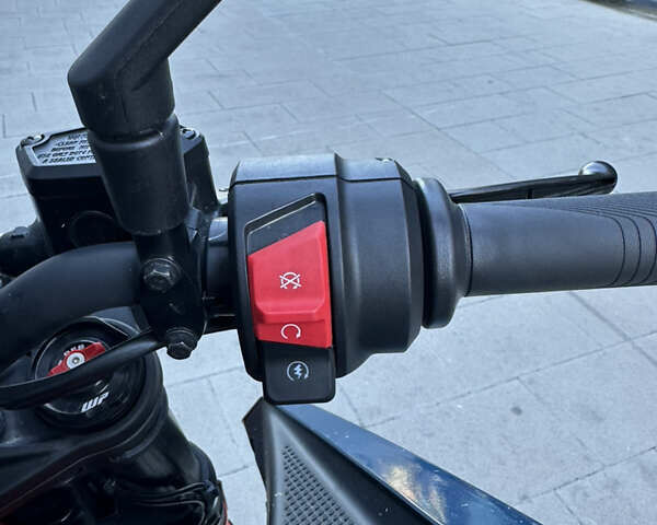 КТМ 390 Duke 2024 в Львове на Automoto.ua Синий КТМ 390 Duke, объемом двигателя 0.4 л и пробегом 3 тыс. км за 7000 $, фото 5 на Automoto.ua