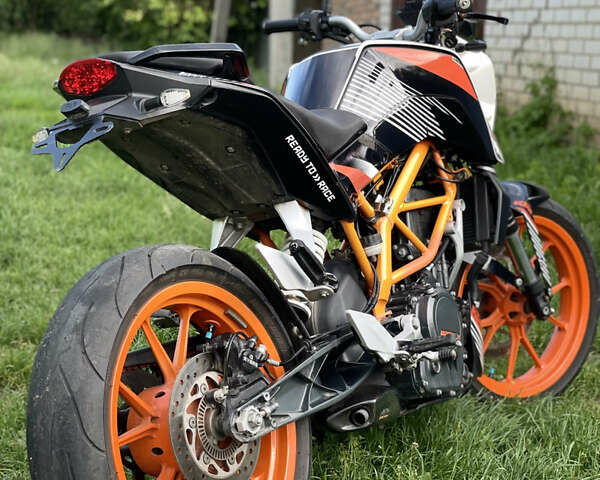Оранжевый КТМ 390 Duke, объемом двигателя 0.39 л и пробегом 19 тыс. км за 3700 $, фото 5 на Automoto.ua
