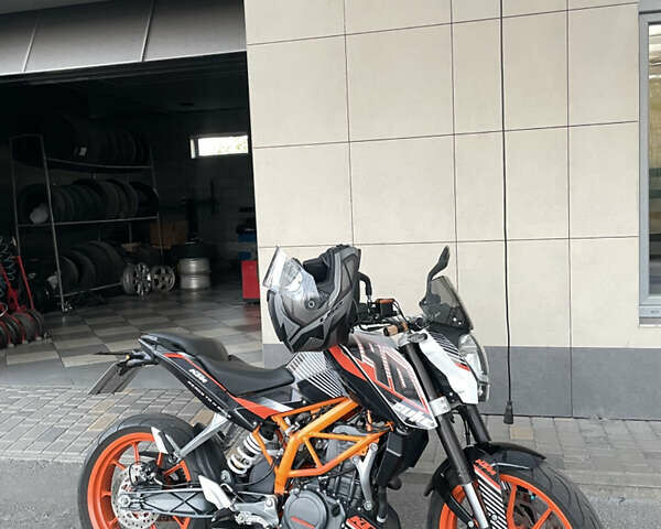 Оранжевый КТМ 390 Duke, объемом двигателя 0.39 л и пробегом 19 тыс. км за 3700 $, фото 1 на Automoto.ua
