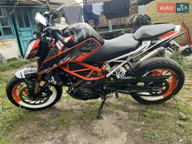 Помаранчевий КТМ 390 Duke, об'ємом двигуна 0.37 л та пробігом 26 тис. км за 4600 $, фото 6 на Automoto.ua