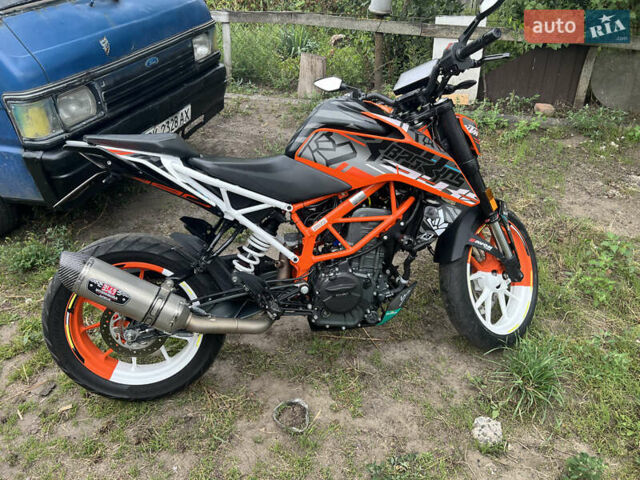 Помаранчевий КТМ 390 Duke, об'ємом двигуна 0.37 л та пробігом 26 тис. км за 4600 $, фото 3 на Automoto.ua