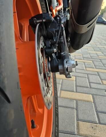 Помаранчевий КТМ 390 Duke, об'ємом двигуна 0.37 л та пробігом 13 тис. км за 4500 $, фото 24 на Automoto.ua