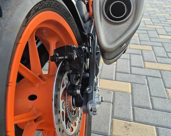 Помаранчевий КТМ 390 Duke, об'ємом двигуна 0.37 л та пробігом 13 тис. км за 4500 $, фото 17 на Automoto.ua