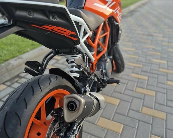 Помаранчевий КТМ 390 Duke, об'ємом двигуна 0.37 л та пробігом 13 тис. км за 4500 $, фото 21 на Automoto.ua