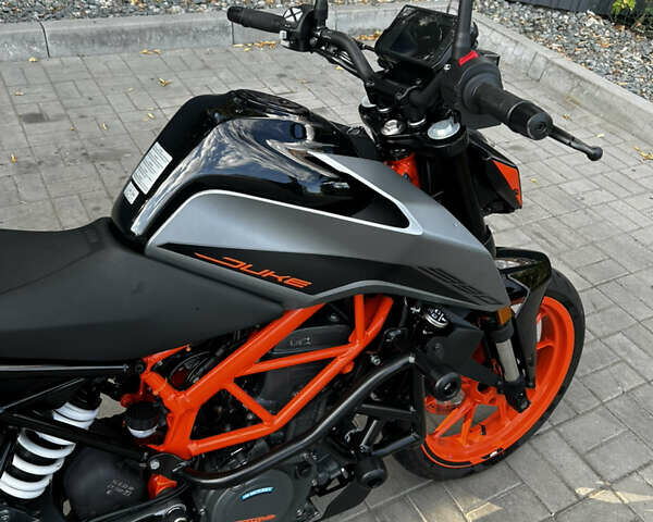Помаранчевий КТМ 390 Duke, об'ємом двигуна 0.37 л та пробігом 9 тис. км за 5000 $, фото 6 на Automoto.ua