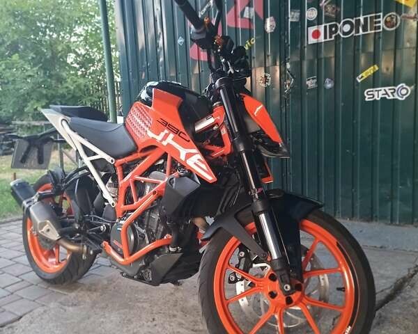 КТМ 390 Duke 2021 у Черкасах на Automoto.ua Помаранчевий КТМ 390 Duke, об'ємом двигуна 0 л та пробігом 10 тис. км за 5200 $, фото 1 на Automoto.ua