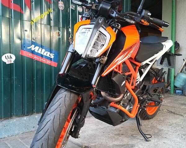 КТМ 390 Duke 2021 у Черкасах на Automoto.ua Помаранчевий КТМ 390 Duke, об'ємом двигуна 0 л та пробігом 10 тис. км за 5200 $, фото 8 на Automoto.ua