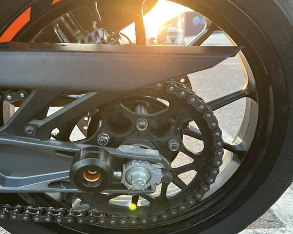 КТМ 390 Duke 2023 в Львове на Automoto.ua Оранжевый КТМ 390 Duke, объемом двигателя 0.4 л и пробегом 8 тыс. км за 5500 $, фото 6 на Automoto.ua