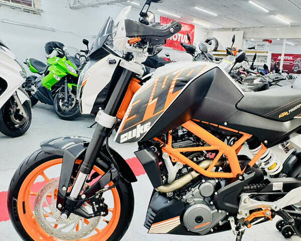 Оранжевый КТМ 390 Duke, объемом двигателя 0.39 л и пробегом 8 тыс. км за 4000 $, фото 25 на Automoto.ua