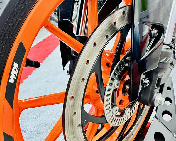 КТМ 390 Duke 2022 в Одессе на Automoto.ua Оранжевый КТМ 390 Duke, объемом двигателя 0.39 л и пробегом 10 тыс. км за 5300 $, фото 15 на Automoto.ua