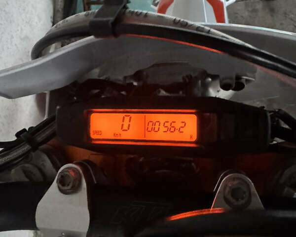 КТМ 450, объемом двигателя 0.45 л и пробегом 1 тыс. км за 9000 $, фото 4 на Automoto.ua