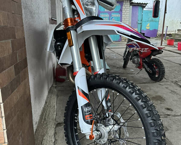 КТМ 450, объемом двигателя 0.45 л и пробегом 1 тыс. км за 9000 $, фото 5 на Automoto.ua