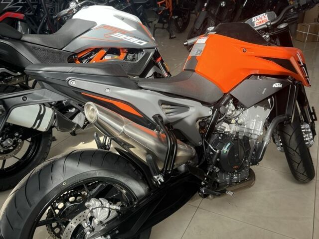 КТМ 6510, объемом двигателя 0.79 л и пробегом 0 тыс. км за 11398 $, фото 2 на Automoto.ua