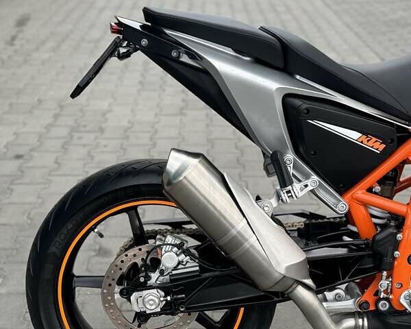 КТМ 690 Duke 2012 у Рівному на Automoto.ua Чорний КТМ 690 Duke, об'ємом двигуна 0.7 л та пробігом 28 тис. км за 5599 $, фото 12 на Automoto.ua