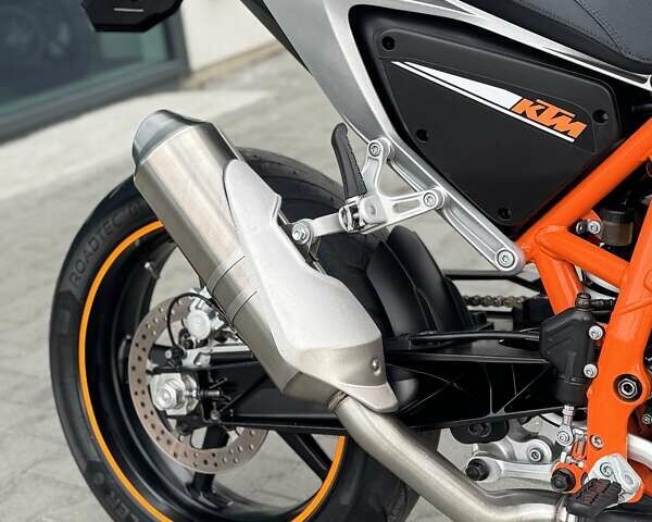 КТМ 690 Duke 2012 у Рівному на Automoto.ua Чорний КТМ 690 Duke, об'ємом двигуна 0.7 л та пробігом 28 тис. км за 5599 $, фото 15 на Automoto.ua