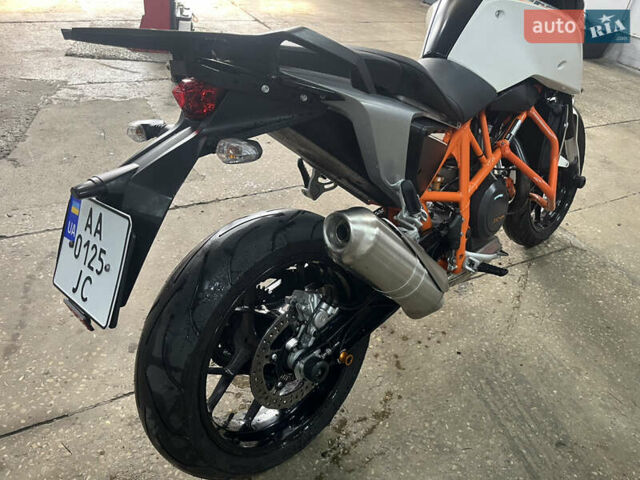 КТМ 690 Duke, объемом двигателя 0 л и пробегом 27 тыс. км за 6700 $, фото 3 на Automoto.ua