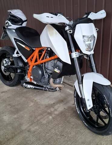 КТМ 690 Duke, объемом двигателя 0 л и пробегом 15 тыс. км за 1700 $, фото 6 на Automoto.ua