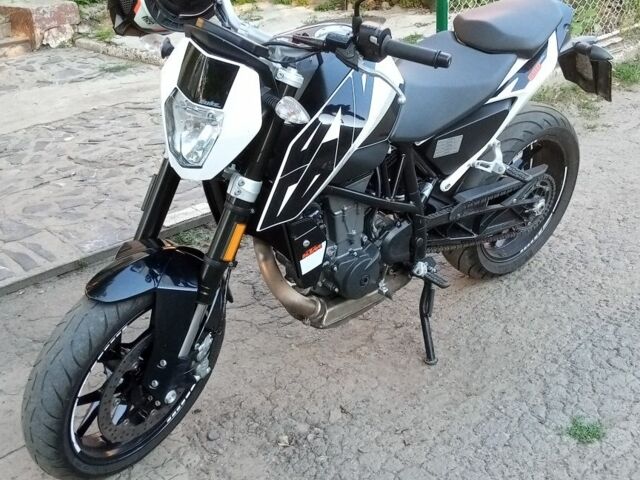 КТМ 690 Duke, объемом двигателя 0.69 л и пробегом 0 тыс. км за 3100 $, фото 2 на Automoto.ua