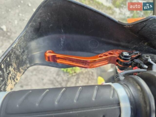 Чорний КТМ 690 Enduro, об'ємом двигуна 0.65 л та пробігом 38 тис. км за 7000 $, фото 4 на Automoto.ua