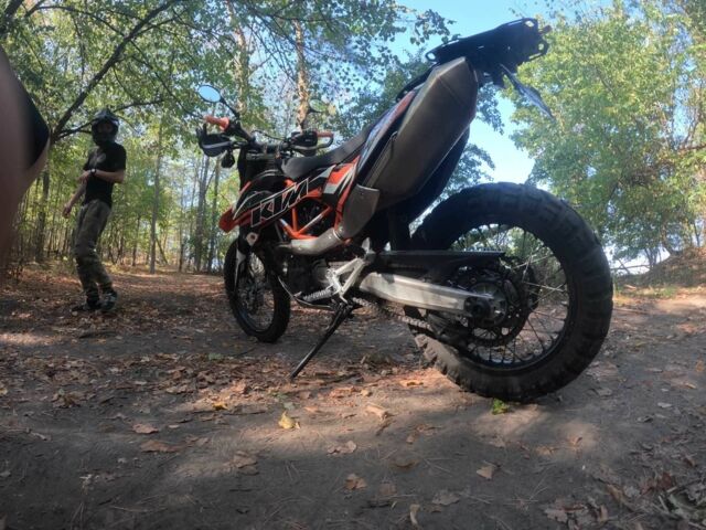 КТМ 690 Enduro, объемом двигателя 0.69 л и пробегом 0 тыс. км за 6100 $, фото 10 на Automoto.ua