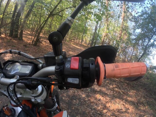 КТМ 690 Enduro, объемом двигателя 0.69 л и пробегом 0 тыс. км за 6100 $, фото 18 на Automoto.ua