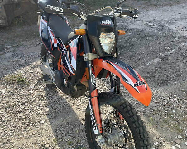 Помаранчевий КТМ 690 Enduro, об'ємом двигуна 0.69 л та пробігом 16 тис. км за 6000 $, фото 3 на Automoto.ua