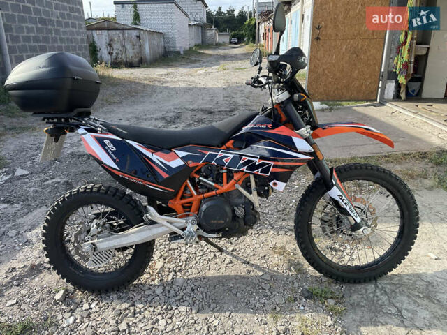 Помаранчевий КТМ 690 Enduro, об'ємом двигуна 0.69 л та пробігом 16 тис. км за 6000 $, фото 4 на Automoto.ua