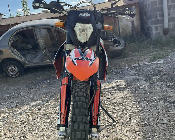 Помаранчевий КТМ 690 Enduro, об'ємом двигуна 0.69 л та пробігом 16 тис. км за 6000 $, фото 2 на Automoto.ua
