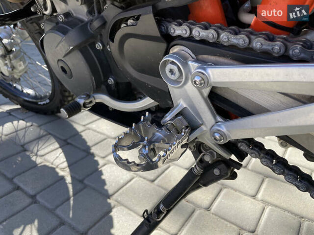 Помаранчевий КТМ 690 Enduro, об'ємом двигуна 0.69 л та пробігом 6 тис. км за 11000 $, фото 7 на Automoto.ua