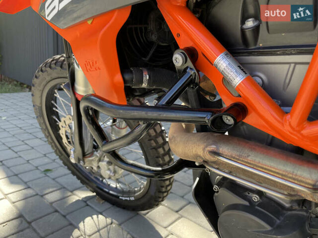 Помаранчевий КТМ 690 Enduro, об'ємом двигуна 0.69 л та пробігом 6 тис. км за 11000 $, фото 8 на Automoto.ua