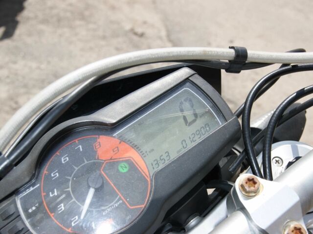 КТМ 690 SMC R, объемом двигателя 0.69 л и пробегом 0 тыс. км за 3800 $, фото 2 на Automoto.ua