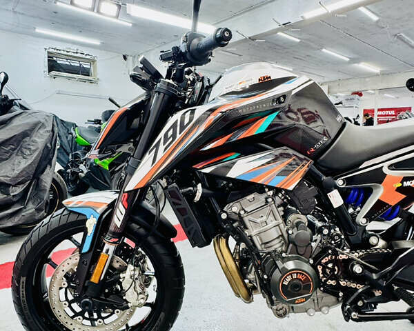 Чорний КТМ 790 Duke, об'ємом двигуна 0.79 л та пробігом 16 тис. км за 8300 $, фото 9 на Automoto.ua