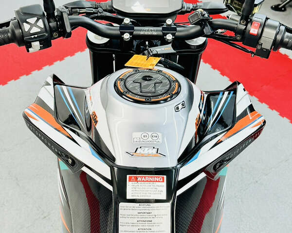 Чорний КТМ 790 Duke, об'ємом двигуна 0.79 л та пробігом 16 тис. км за 8300 $, фото 28 на Automoto.ua